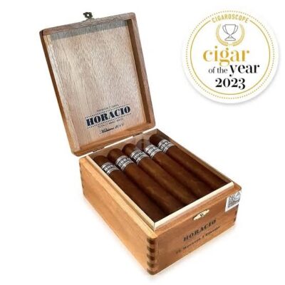 Horacio I Classic. (Box of 15C)